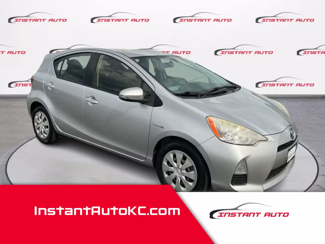 2012 Toyota Prius c - JTDKDTB30C1517089 - Image #1